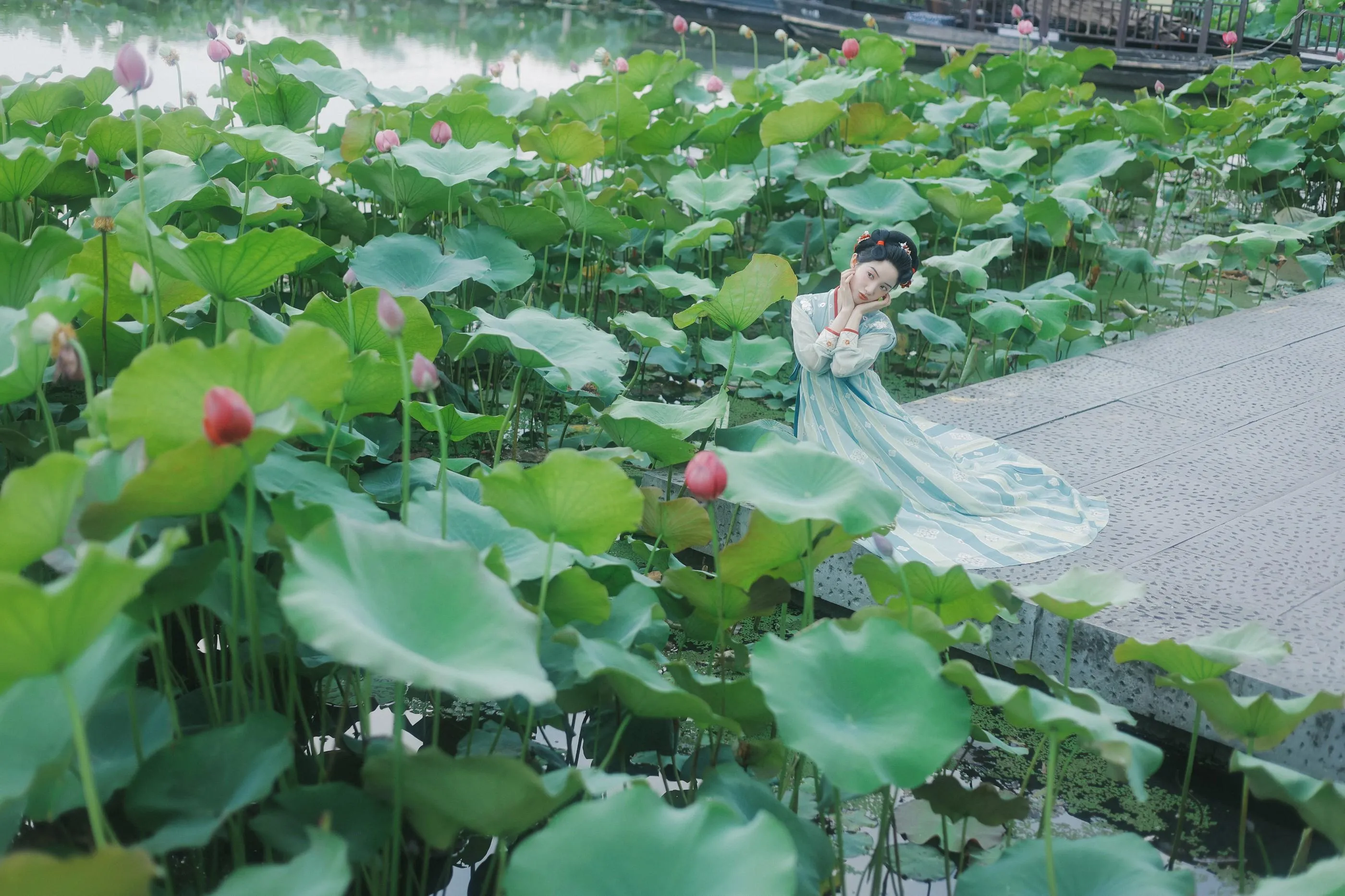 [YITUYU艺图语]2022.07.14 夏荷 一只阿梦崽 [39P]插图1